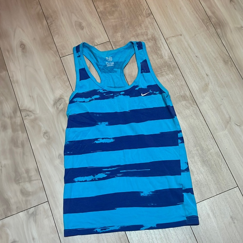 Nike Womens Tank Top Medium -Soft Stripes Athletic Department